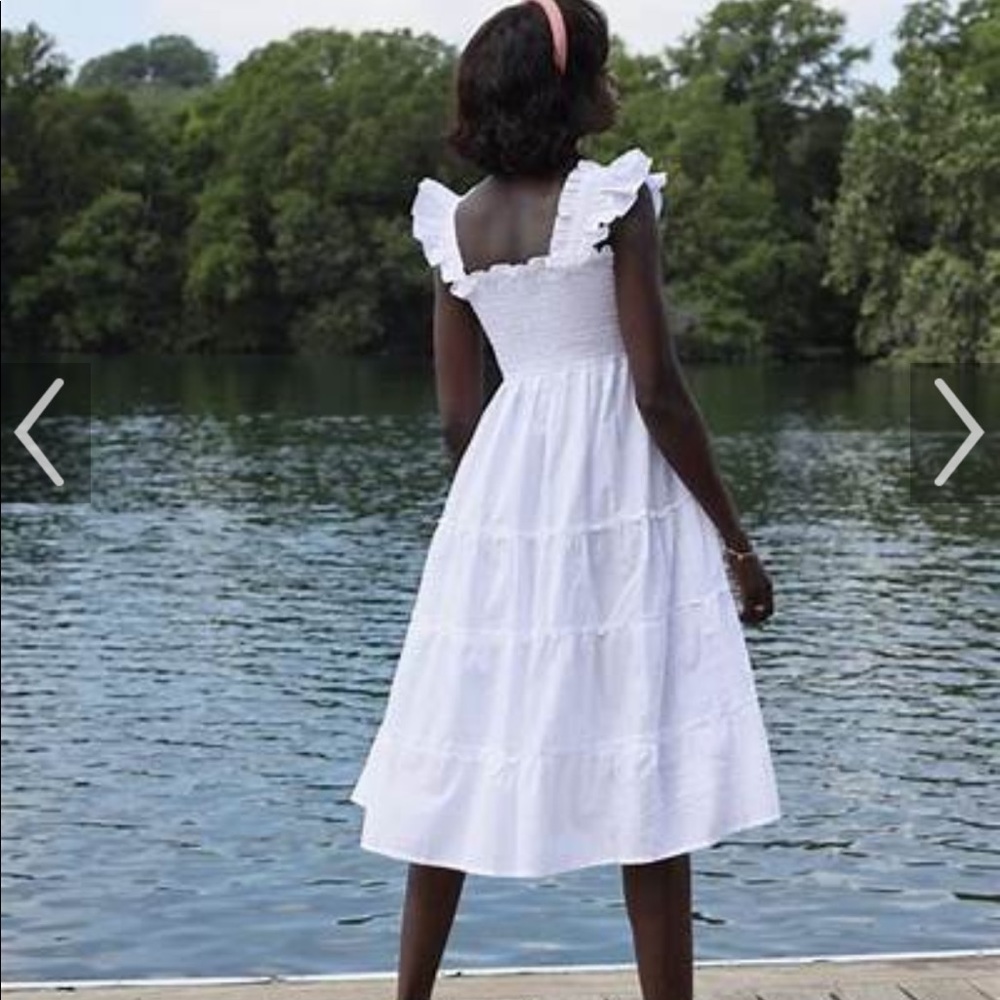 RARE! Hill House Home Ellie Nap Dress White dot